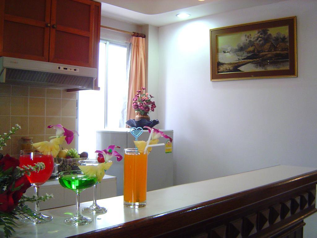 Appartement Sunset Mansion à Patong Extérieur photo